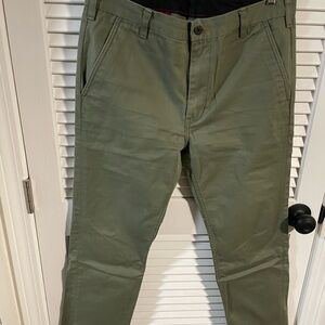 Levis skateboarding Olive workwear Chinos for Men